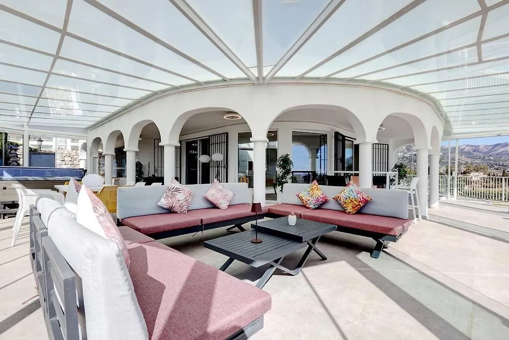 010 Luxurious 4 Bed Villa, Private Pool And Sea Views Santa Fe de los Boliches